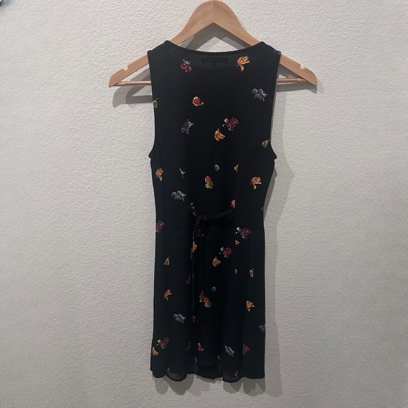 Reformation Rilynn Fruit Mini Dress Size 2 Like New - Picture 7 of 12